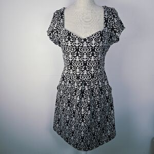 Deletta By Anthropologie Black and Grey Dress Keyhole Fitted Pockets Medium